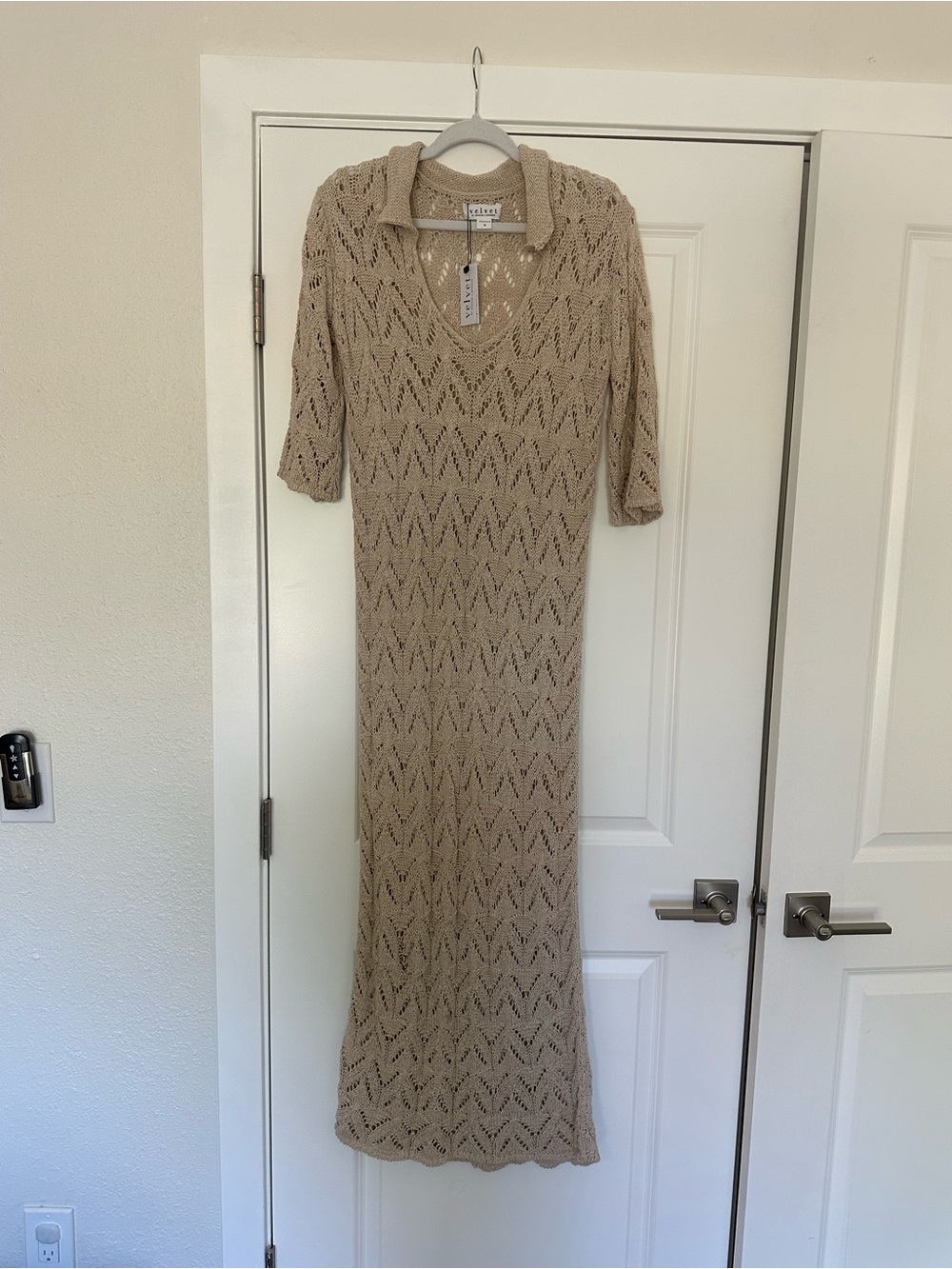 NWT Velvet by Graham & Spencer Cream Crochet Maxi Dress M
